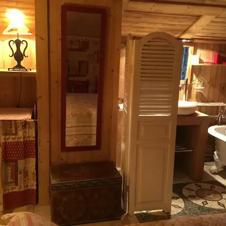 Des Petits Loups Chalet